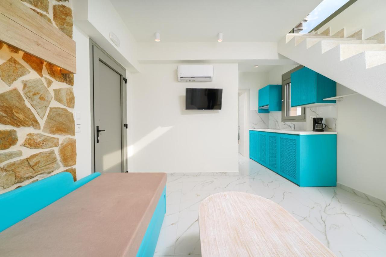 Athina Palace Luxurious Appartments โปตอส ภายนอก รูปภาพ